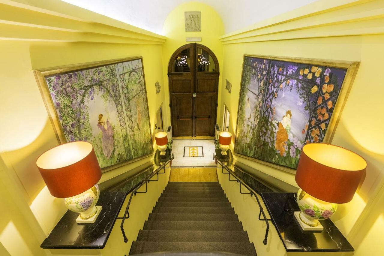 Hotel Western Artdeco 4*